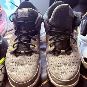 Kids Gray Basketball Sneakers with Yellow Accents